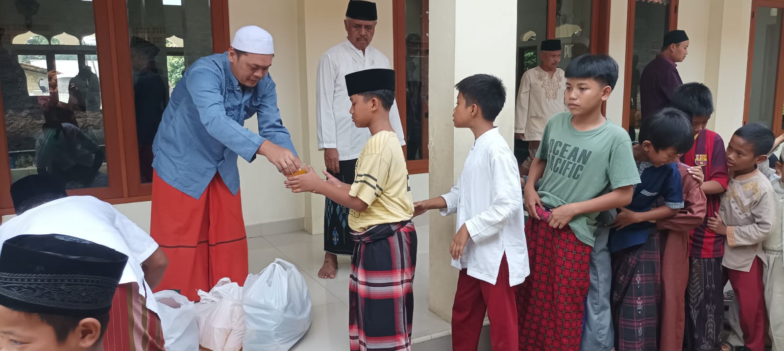 Gambar Sampah Plastik di Indonesia: Tanggung Jawab Semua Pihak