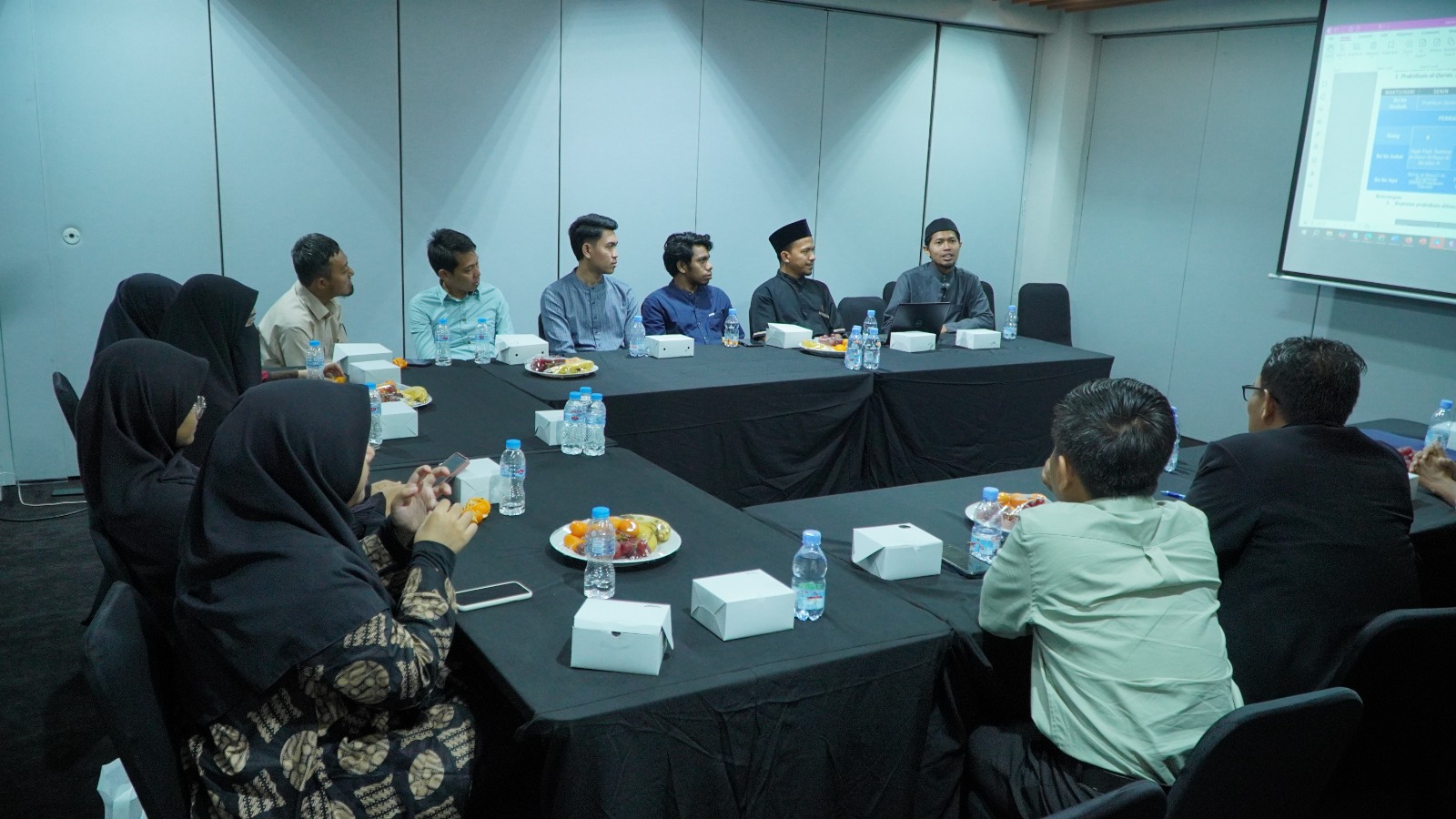 Gambar Sampah Plastik di Indonesia: Tanggung Jawab Semua Pihak